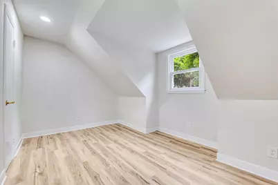 5169 N 63rd St, Milwaukee, WI 53218 - Photo 14