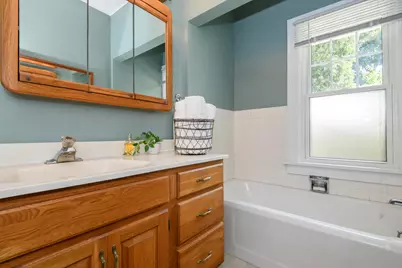121 N Hartwell Ave, Waukesha, WI 53186 - Photo 34