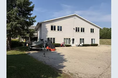 209  Forest St, Fox Lake, WI 53933 - Photo 4