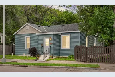 1313  South Ave, La Crosse, WI 54601 - Photo 1