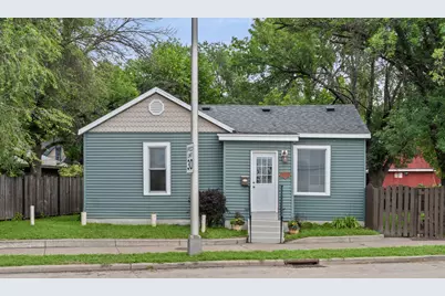 1313  South Ave, La Crosse, WI 54601 - Photo 2
