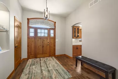 13445 N Laurel Ln, Mequon, WI 53097 - Photo 4