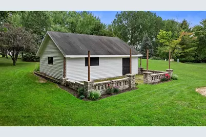 1013  Fairfield Ln, Farmington, WI 53090 - Photo 42