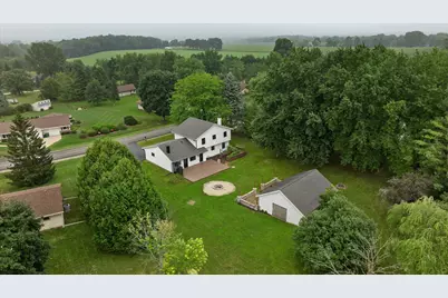 1013  Fairfield Ln, Farmington, WI 53090 - Photo 50