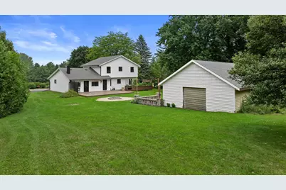 1013  Fairfield Ln, Farmington, WI 53090 - Photo 2