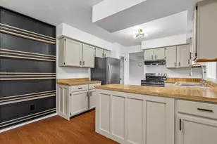 1013 Fairfield Ln, Farmington, WI 53090 - Photo 16