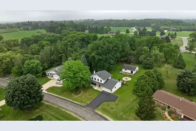 1013  Fairfield Ln, Farmington, WI 53090 - Photo 48