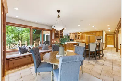 9910 N Corey Ln, Mequon, WI 53092 - Photo 20