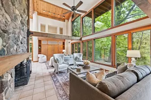 9910 N Corey Ln, Mequon, WI 53092 - Photo 10