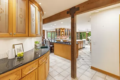 9910 N Corey Ln, Mequon, WI 53092 - Photo 18