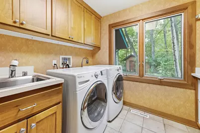 9910 N Corey Ln, Mequon, WI 53092 - Photo 46