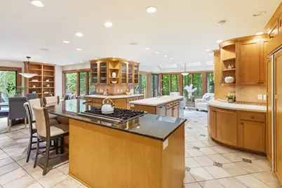 9910 N Corey Ln, Mequon, WI 53092 - Photo 12