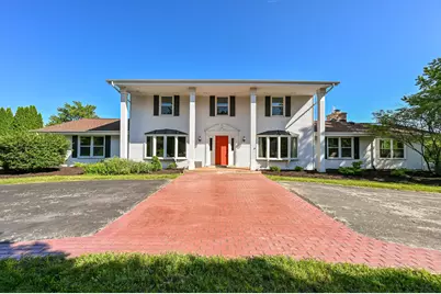 2626 W Ranch Rd, Mequon, WI 53092 - Photo 2