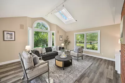 2626 W Ranch Rd, Mequon, WI 53092 - Photo 8