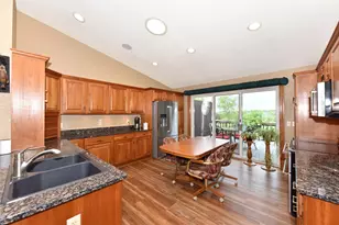 1536 Nature Trail, Hartford, WI 53027 - Photo 4
