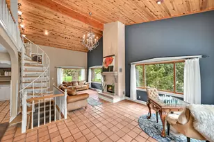 205 Kummrow Ct, Wales, WI 53183 - Photo 16