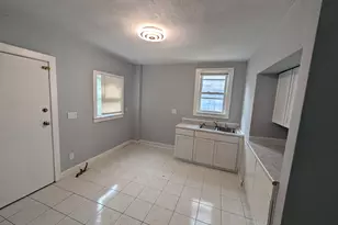 3026 S Hanson Ave, Milwaukee, WI 53207 - Photo 6