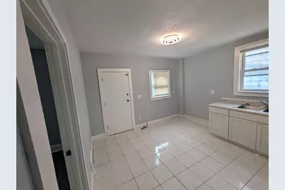 3026 S Hanson Ave #3028, Milwaukee, WI 53207 - Photo 8