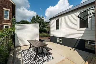 2556 N Fratney St, Milwaukee, WI 53212 - Photo 26