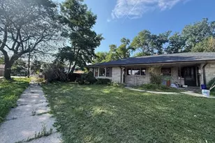 3377 S 34th St, Milwaukee, WI 53215 - Photo 2