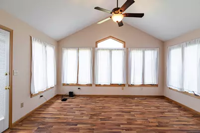 524  10th Ave, Onalaska, WI 54650 - Photo 4