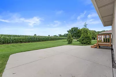 N66W15406  Raven Way Dr, Menomonee Falls, WI 53051 - Photo 30
