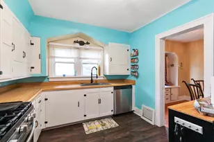 2011 Highland Ave, Waukesha, WI 53186 - Photo 8