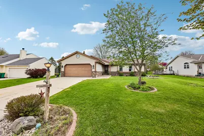 W163N10528  Ridgeview Ln, Germantown, WI 53022 - Photo 1