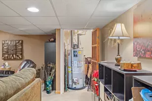 525 Bluebill Ln, Sheboygan Falls, WI 53085 - Photo 32