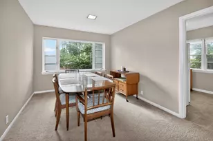 11605 W Mt Vernon Ave, Wauwatosa, WI 53226 - Photo 8