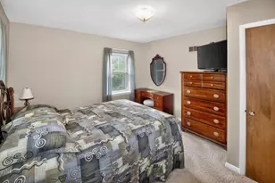 11605 W Mt Vernon Ave, Wauwatosa, WI 53226 - Photo 14