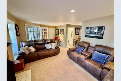 1737  Woodland Dr #12-39, Geneva, WI 53147 - Photo 30