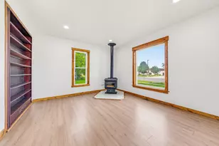 125 Parkview Dr, Milton, WI 53563 - Photo 10