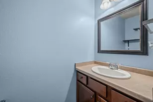 2305 Rustic Woods Ct, Waukesha, WI 53188 - Photo 18