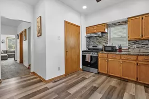 2636 W Hayes Ave, Milwaukee, WI 53215 - Photo 2