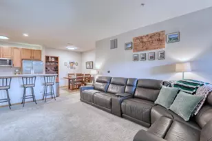 2933 W Drexel Ave, Franklin, WI 53132 - Photo 2
