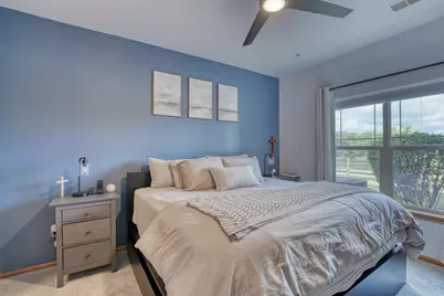 2933 W Drexel Ave #506, Franklin, WI 53132 - Photo 4