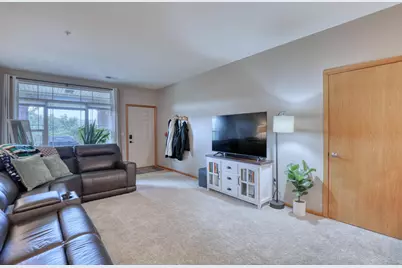 2933 W Drexel Ave #506, Franklin, WI 53132 - Photo 14