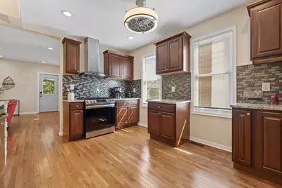 915 E Homer St, Milwaukee, WI 53207 - Photo 8