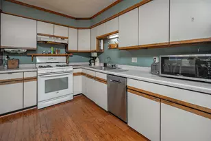 332 S 60th St, Milwaukee, WI 53214 - Photo 8
