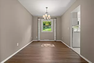 W277S4070 Green Country Rd, Waukesha, WI 53189 - Photo 16