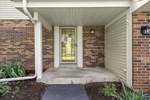 W277S4070 Green Country Rd, Waukesha, WI 53189 - Photo 2
