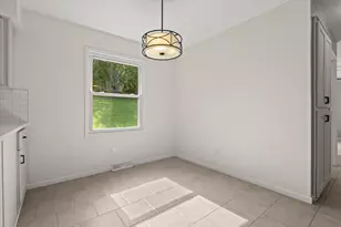 W277S4070 Green Country Rd, Waukesha, WI 53189 - Photo 14