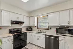 4185 Beaufort Dr, Brookfield, WI 53045 - Photo 20