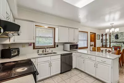 4185  Beaufort Dr, Brookfield, WI 53045 - Photo 18
