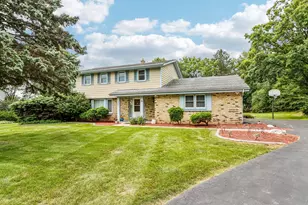 4185 Beaufort Dr, Brookfield, WI 53045 - Photo 4