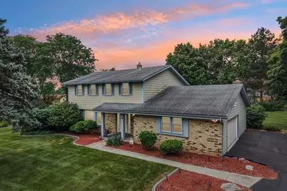 4185  Beaufort Dr, Brookfield, WI 53045 - Photo 1