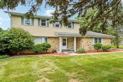 4185  Beaufort Dr, Brookfield, WI 53045 - Photo 2