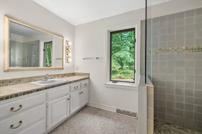 1520 W Manor Ln, River Hills, WI 53217 - Photo 36