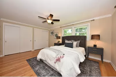 12475  Elmhurst Pkwy, Elm Grove, WI 53122 - Photo 10